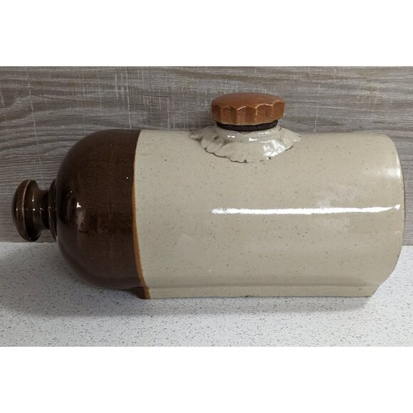 Large Vintage Medalta Stoneware Hot Water/Bed Warmer Bottle - Made in Alberta - Picture 1 of 10